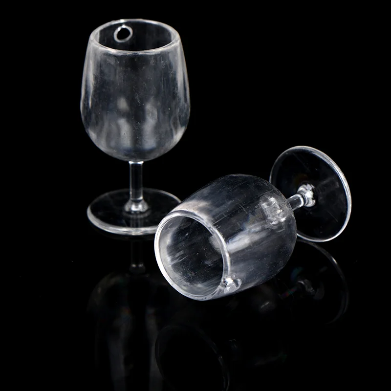 Bouteilles de whisky miniatures, verres à boire. Accessoires de cuisine pour maison de poupée à l'échelle 1:24 - France Bouteilles de whisky miniatures, verres à boire. Accessoires de cuisine pour maison de poupée à l'échelle 1:24 - France