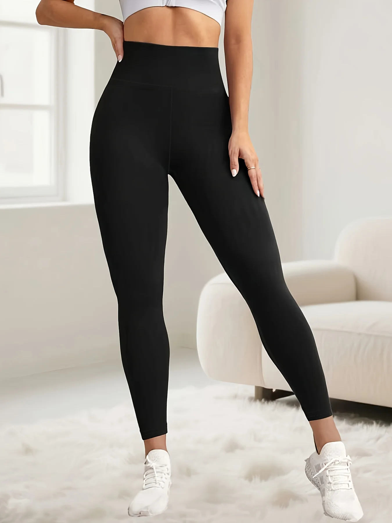 A Spring Women's Black Leggings With High Waist Elasticity And Soft And Comfortable Fabric, Suitable For Sports And Yoga