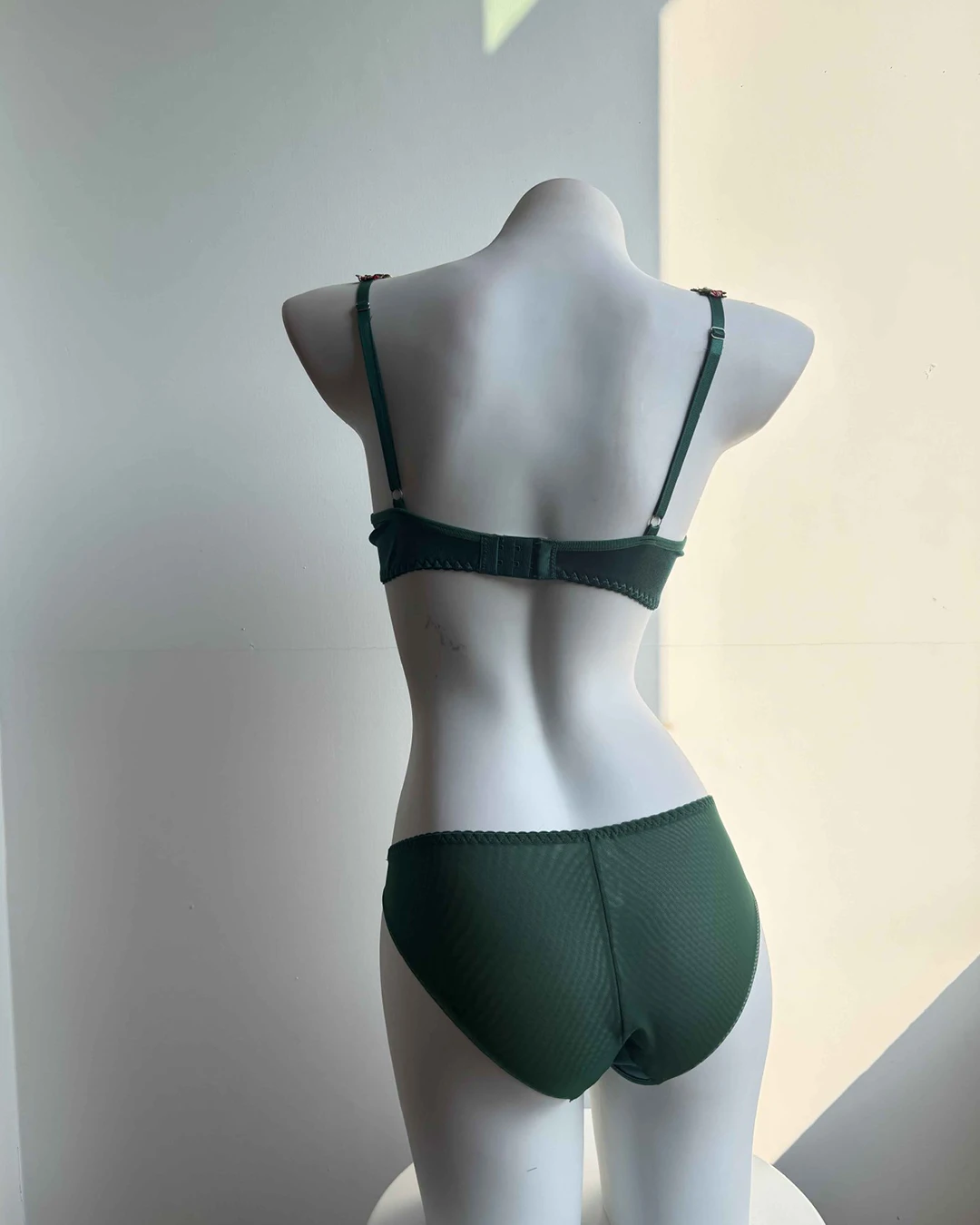 Ellolace عيد الحب ينغيرييس جنسي ساخن أنيق الأزهار الصدرية موجز 2 قطعة كوغار مغر جذاب الحميمة الحصرية الأشرطة مجموعة