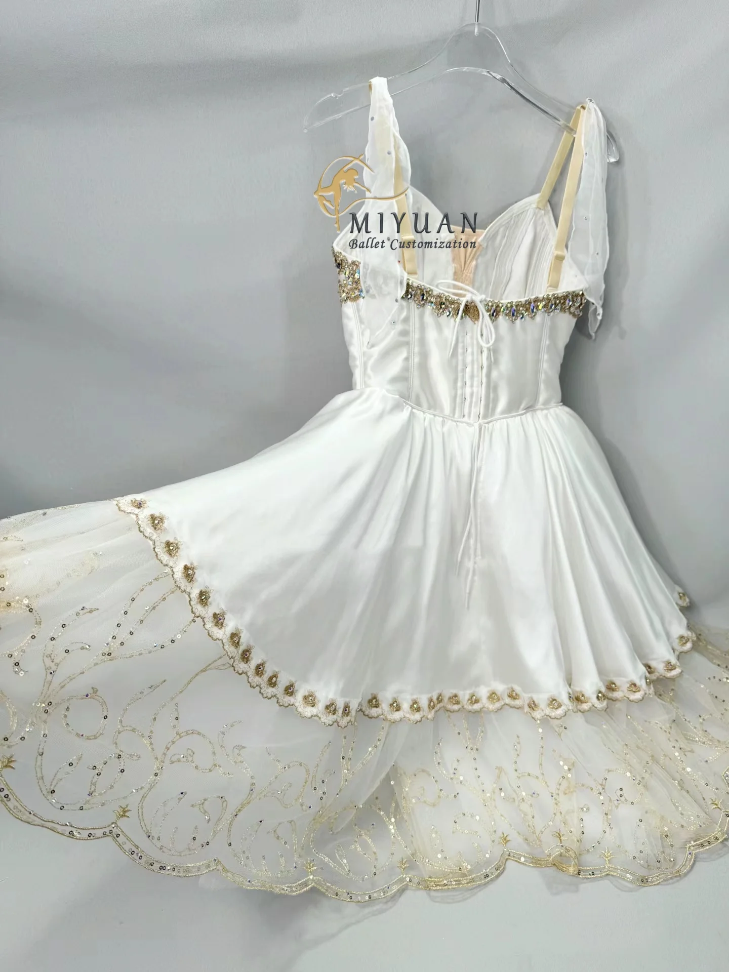 2024 New Youth Goddess tutu tailored for adults and children white contest long gauze dress