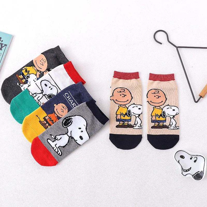

5 pairs For Snoopy boat socks cotton socks sweat-absorbing sports boat socks autumn and winter low-top black and white socks