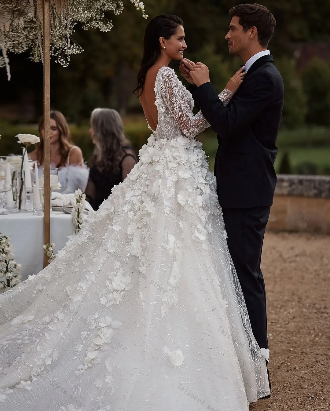 럭셔리 진주 꽃 여성 웨딩 드레스 섹시한 쉬어 넥 풀 슬리브 신부 가운 Boho Garden Church 맞춤형 백리스 가운