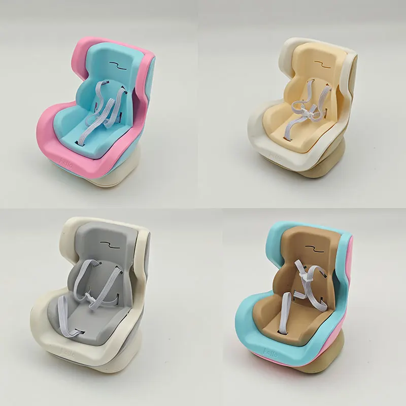 Siedzisko bezpieczeństwa dla lalek Labubu do samochodu, urocze mini siedzisko, dekoracja aromaterapeutyczna do kratki wentylacyjnej, wysokiej jakości akcesoria do wnętrza samochodu.