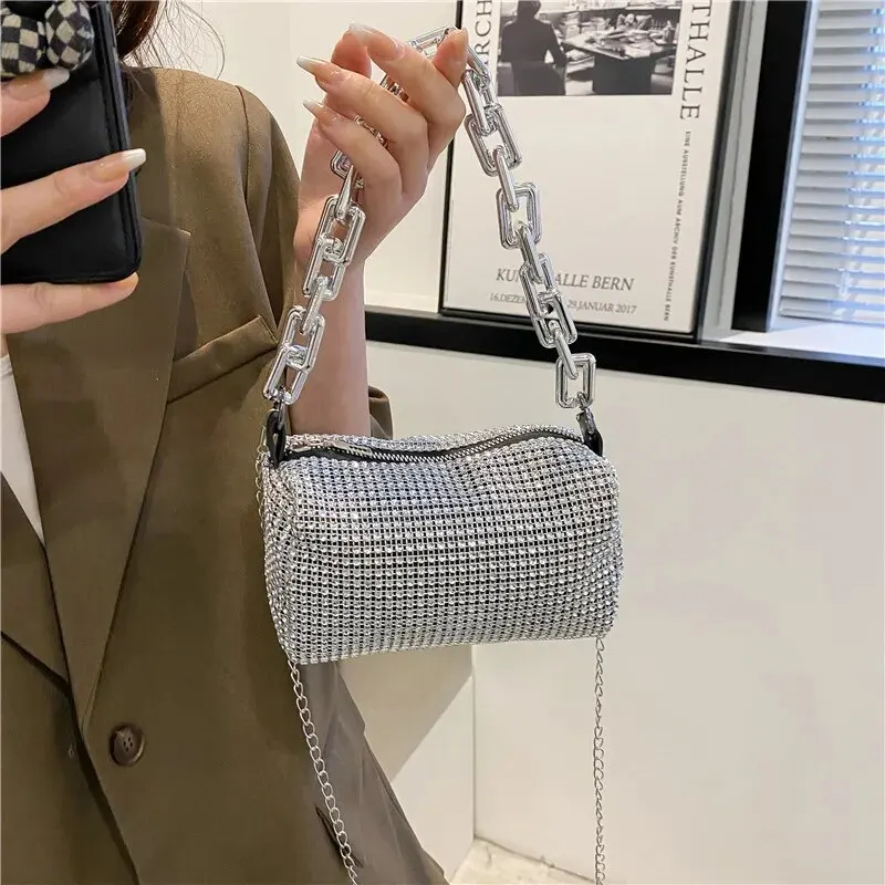Allover-Beuteltasche mit Strasssteinen, Balltasche mit Glitzerkette, Mini-Umhängetasche für Damen (6,3 x 3,54) Zoll). – Detail 5