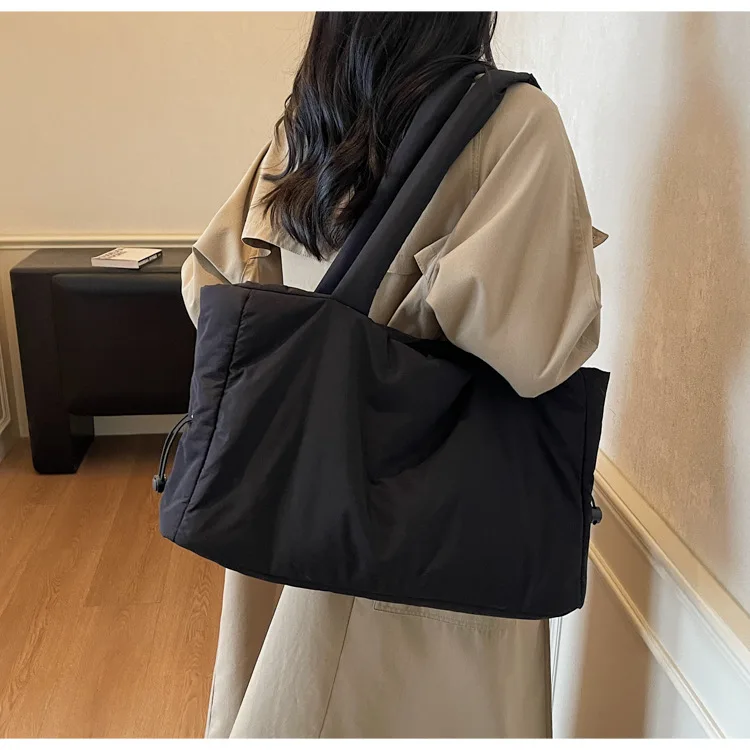 Herbst Winter Baumwolle Umhängetasche Frauen Stilvolle Tote Satchel Handtasche Geräumige Nylon Geldbörse für Arbeit Pendeln und Reisen – Detail 14