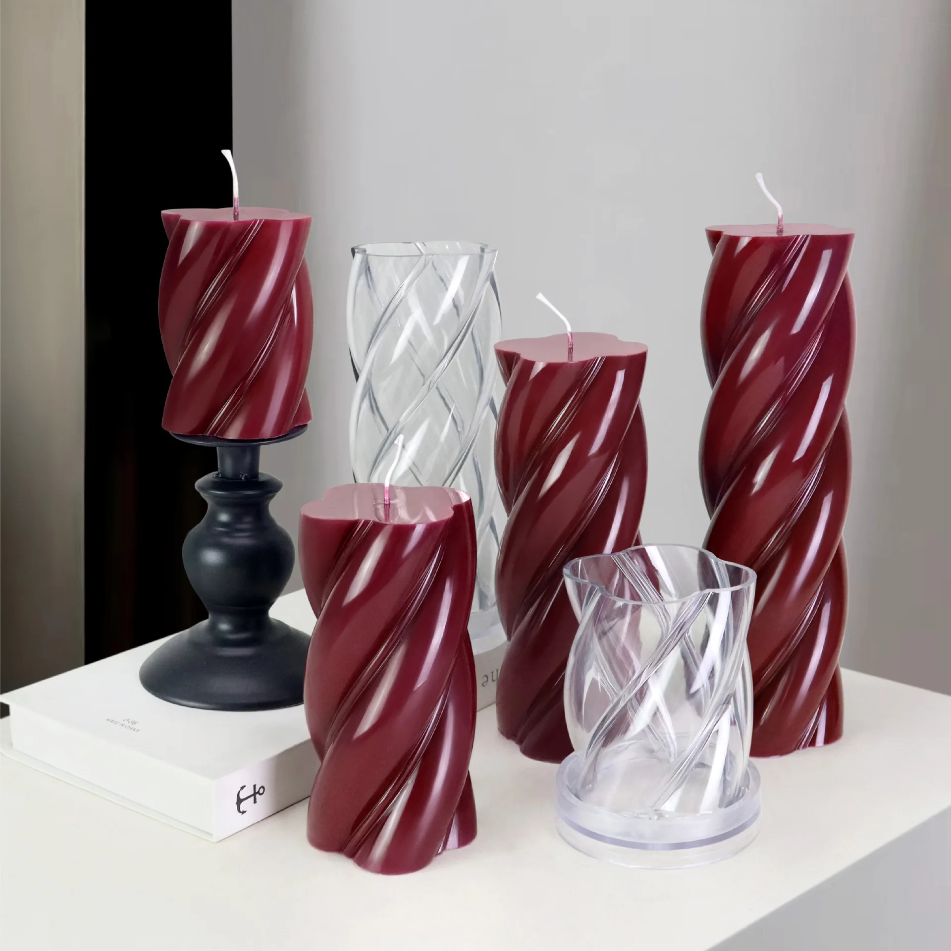 

3D Acrylic Spiral Candle Mold Clear Plastic Twisted Pillar Mould for DIY Aromatherapy Wax Casting Geometric Home Decor Tool