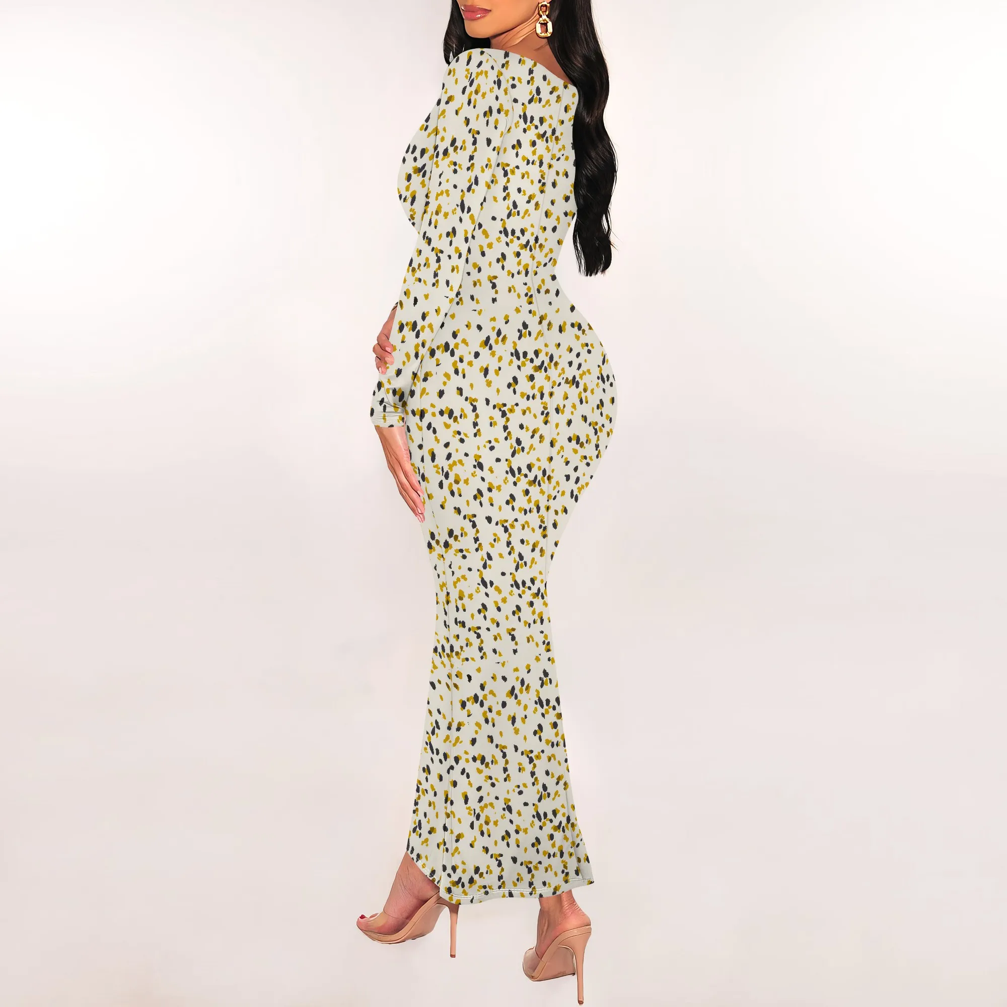 Abito lungo maxi aderente da donna a maniche lunghe con scollo quadrato