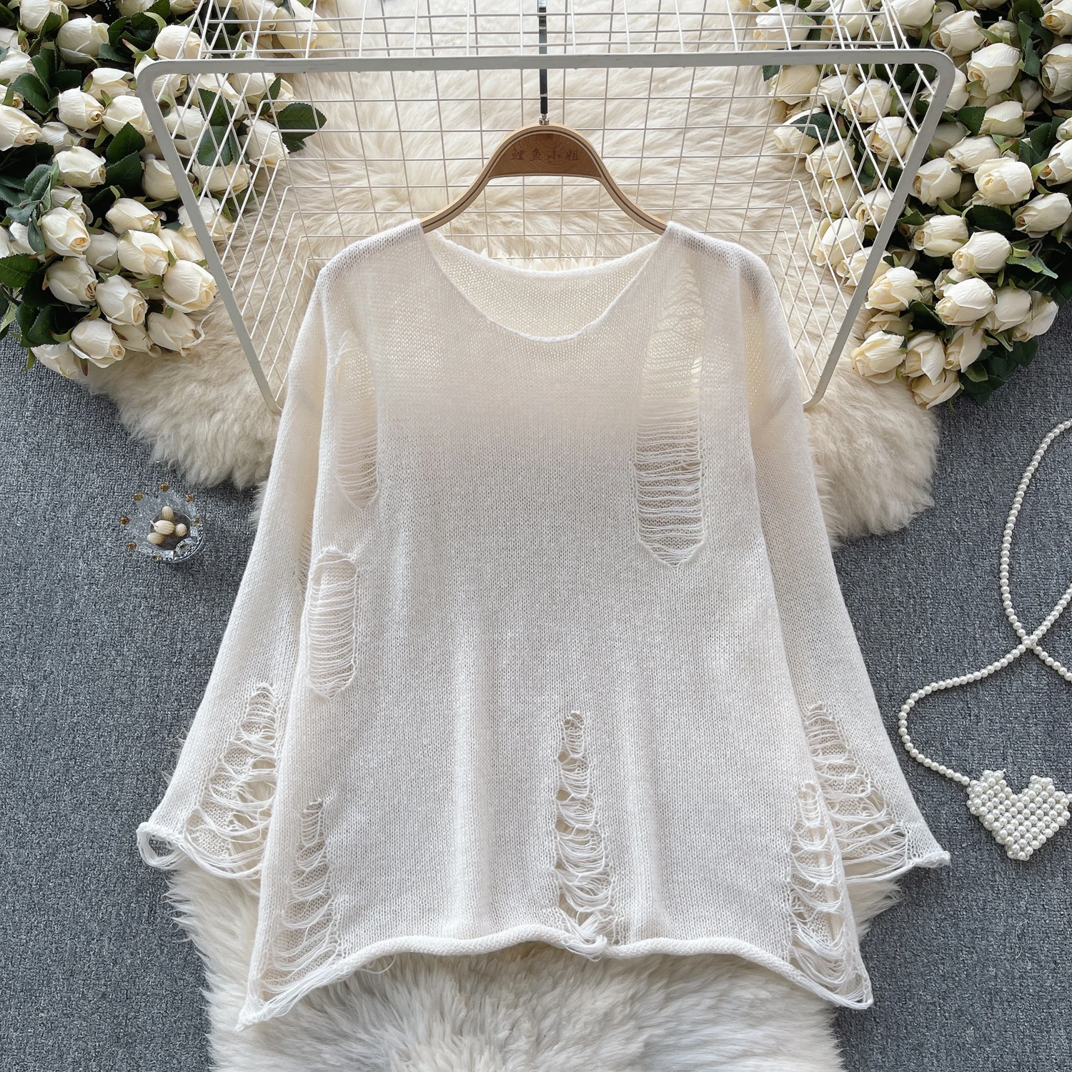 

Pullovers Women Distressed Plain Sweater Long Sleeve Hollow-out Jumper Alt-girl 90s Y2K Grunge Outfit