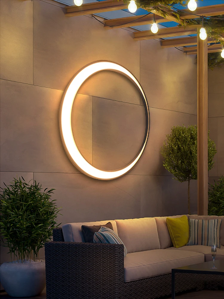 Lampu Dinding LED Luar Ruangan Tahan Air Lampu Dinding Villa Halaman Balkon Lampu Dinding Kreatif Taman Latar Belakang Bulan Dekorasi Dinding