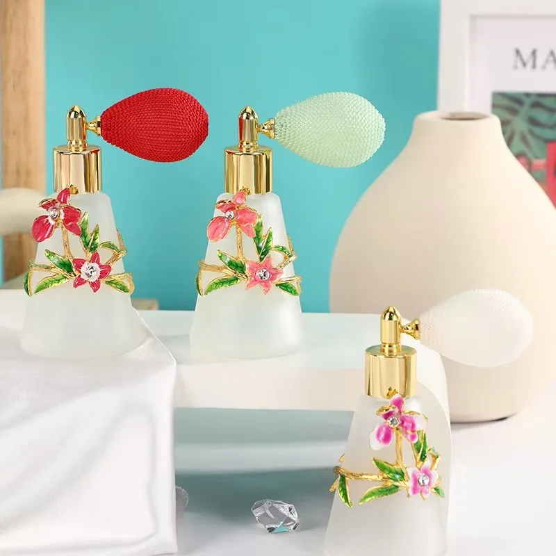 60 قطعة 50 مللي جديد السحلية معدن سبائك الزنك خمر نمط فارغة إعادة الملء رذاذ عطر زجاجة رذاذ السفر مع كيس الهواء