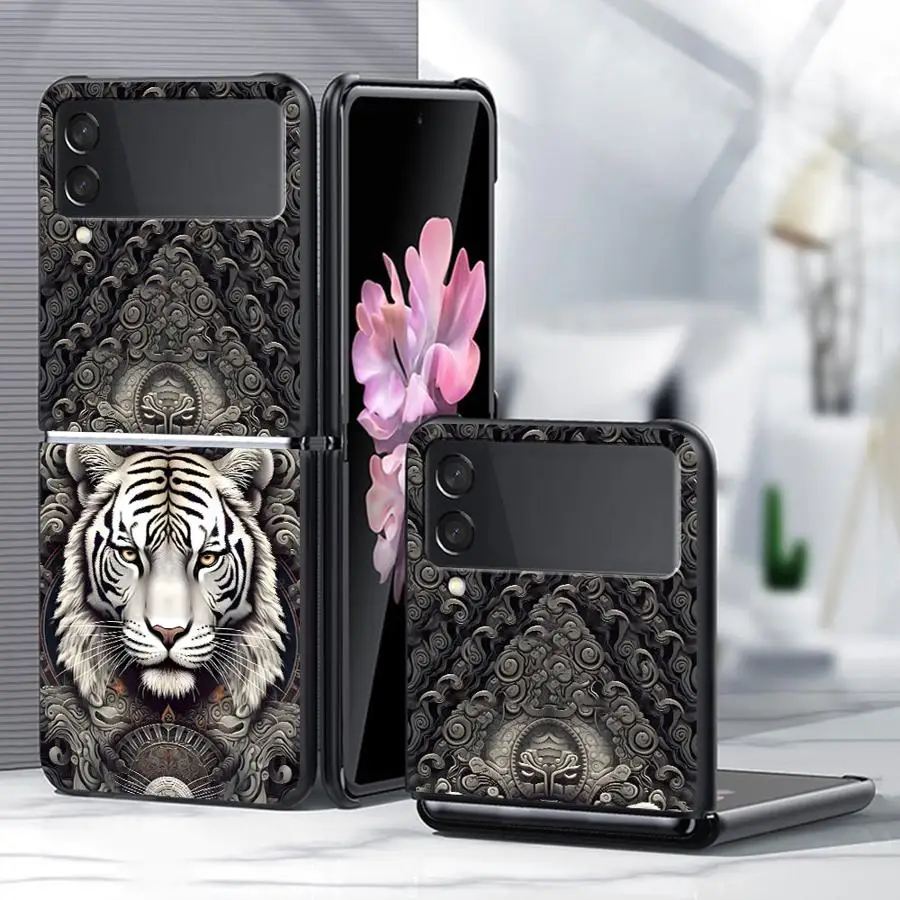 Black And White Tiger Phone Shell Funda Case for Samsung Galaxy Z Flip 8 Flip4 Flip6 Z Flip 7 6 5 4 3 Flip3 Flip5 Flip7 FE
