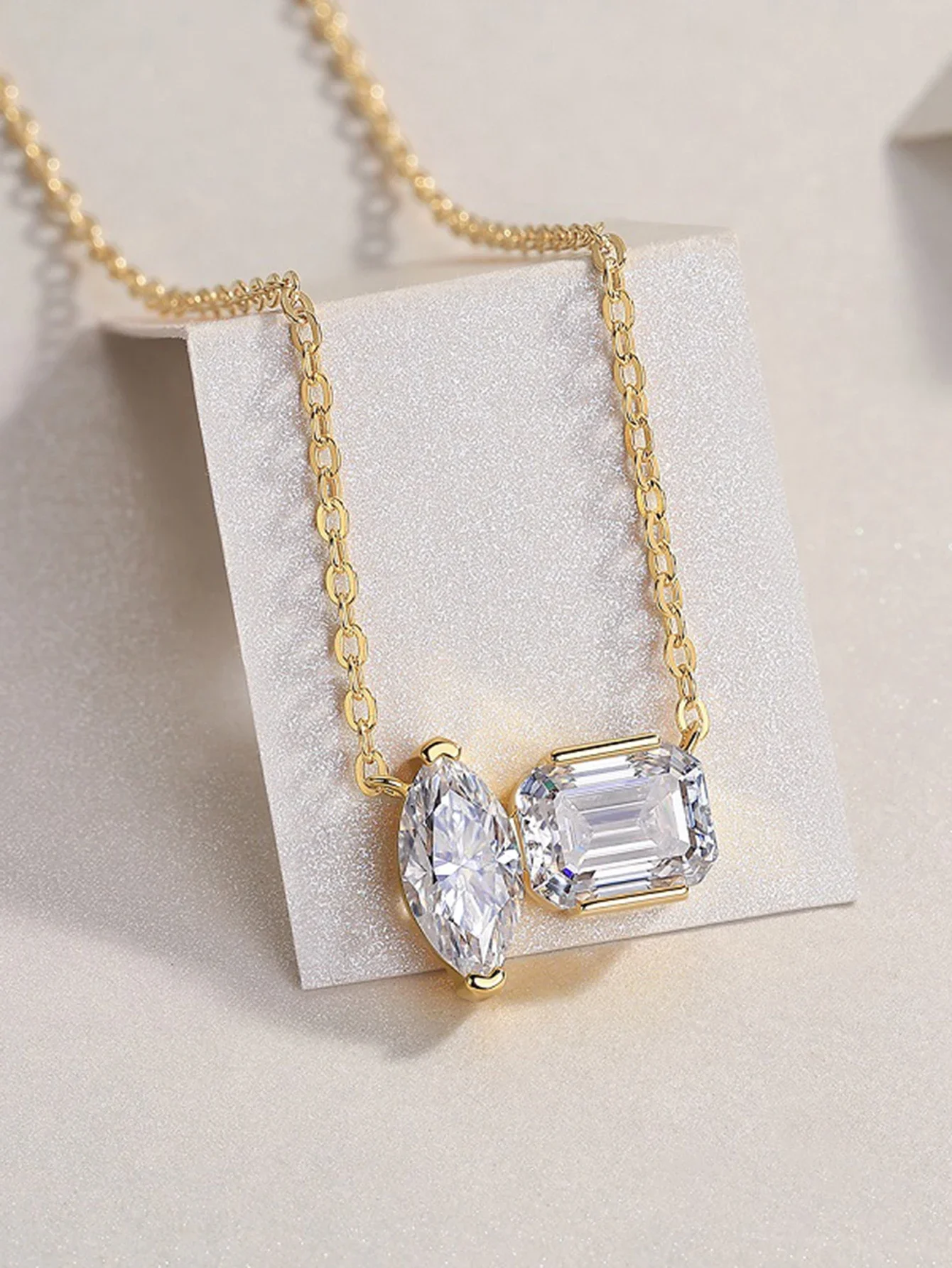 

JIUZUAN Y Shape Pendant Necklace Beaded Chain 925 Silver 18K Gold Plated Fashion Jewelry Gift Comes with GRA Certificate