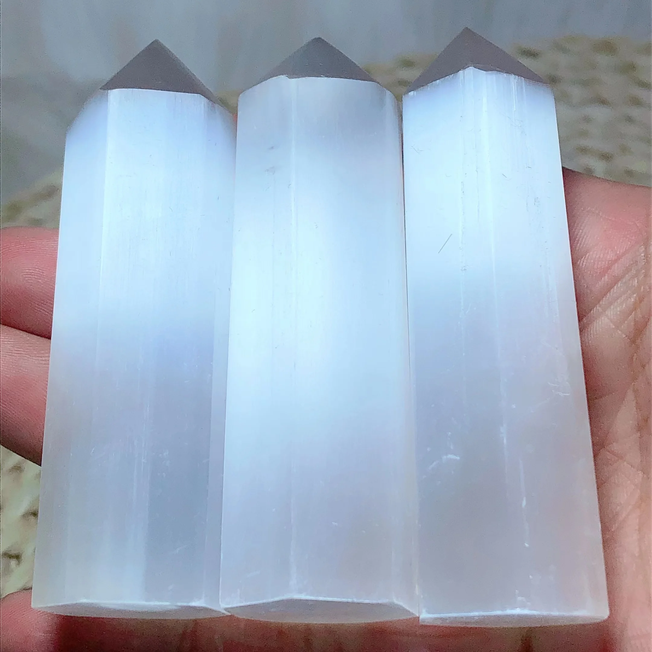 

Selenite Tower Point High Quality Natural Crystals Healing Stone Jewelry Ore Home Decorations Room Decor Energy Mineral Gift