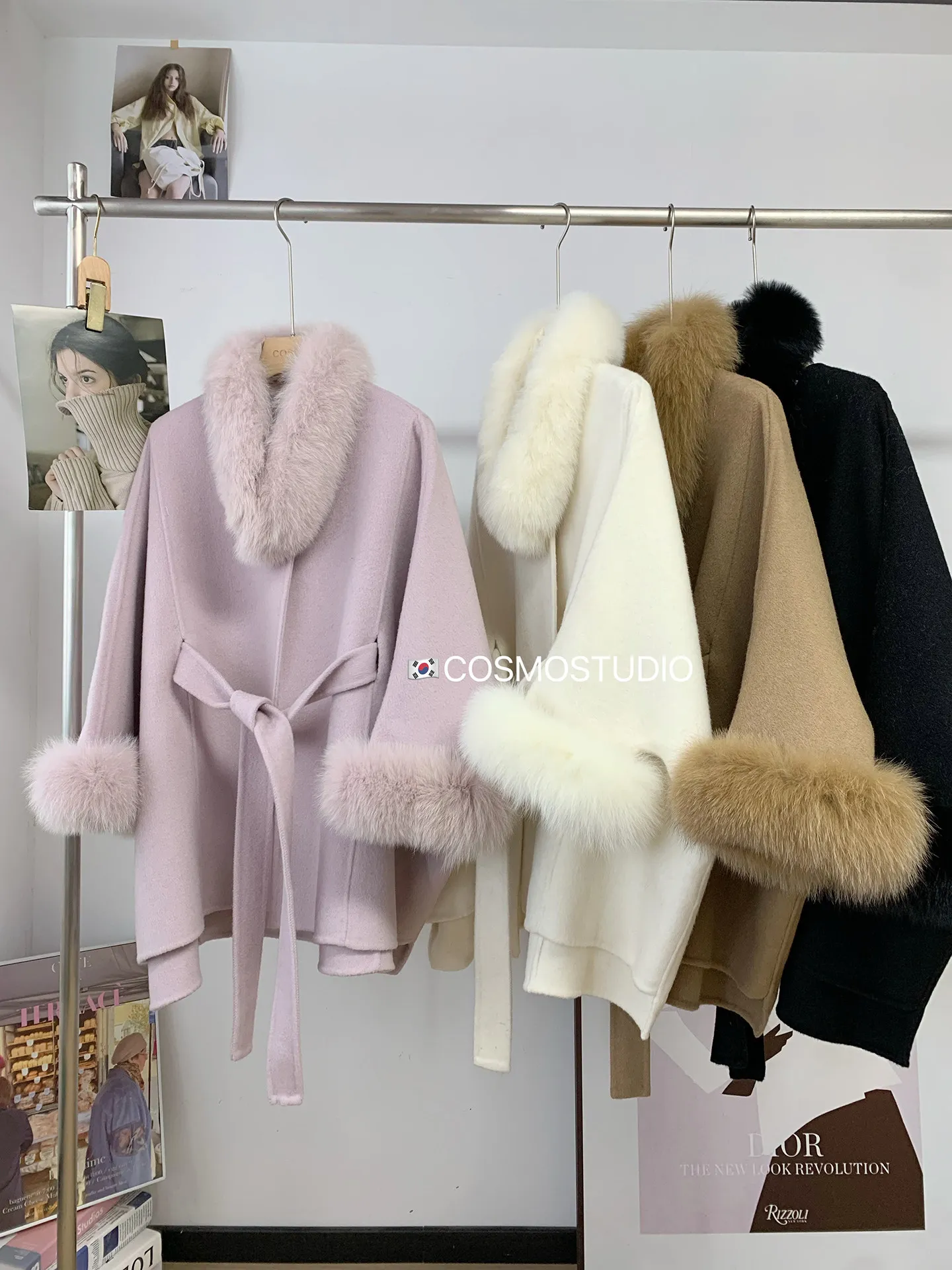 New Winter Warm 100% Wool Coat with Real Fur Women Autumn Winter Loose Fashion Fur Collar Woolen Coat Female Overcoat