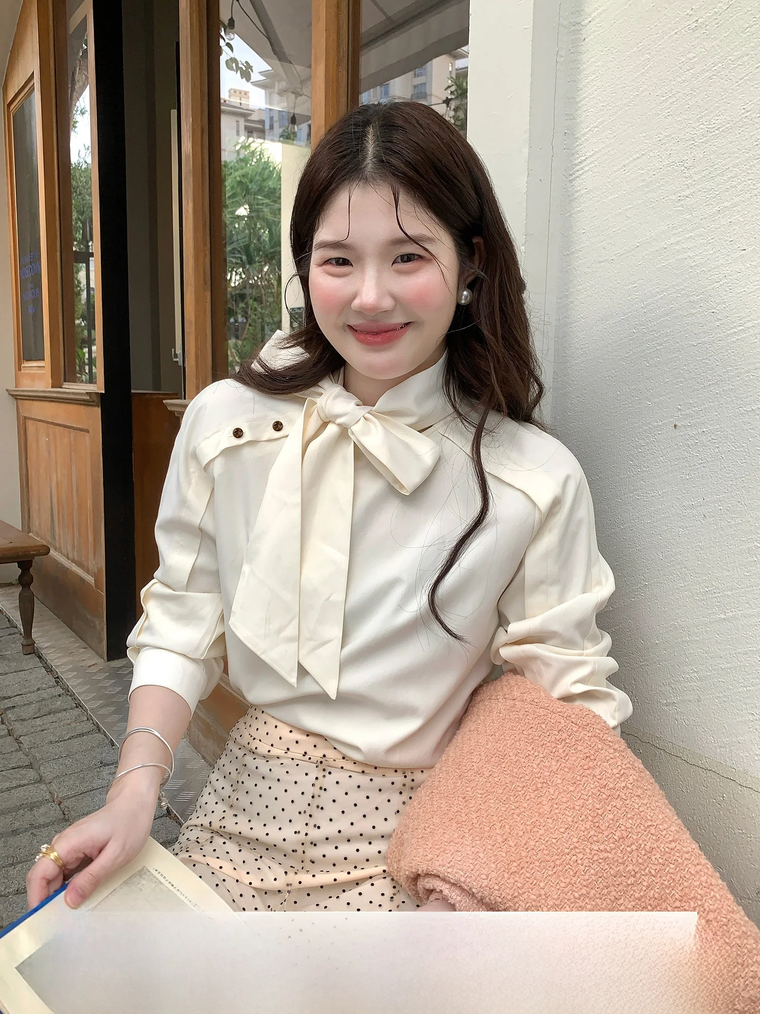 

Korean Sle Long Sve irt Women's Casual Knot Tie Belted Spring irt Loose Fit Polyester Breathable Skin-Frie...