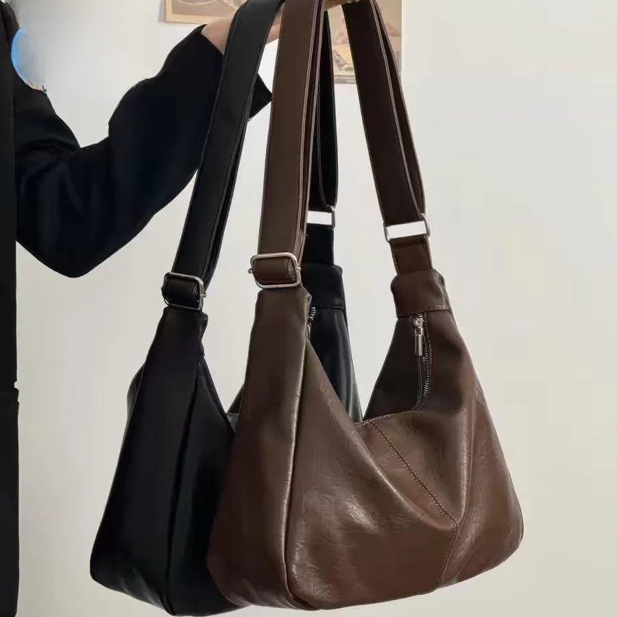 

Women's Large Capacity Winter Bag 2026 New Style Coat Matching Retro Bag Soft Handle Single Shoulder Hobo Bag for Daily Use