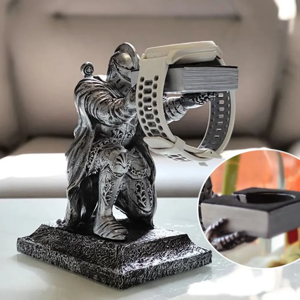 Resina Criativa Watch Stand Knight, Personalizado Apple Watch Display, Carregador De Armazenamento, Organizador De Relógios De Pulso, Acessórios