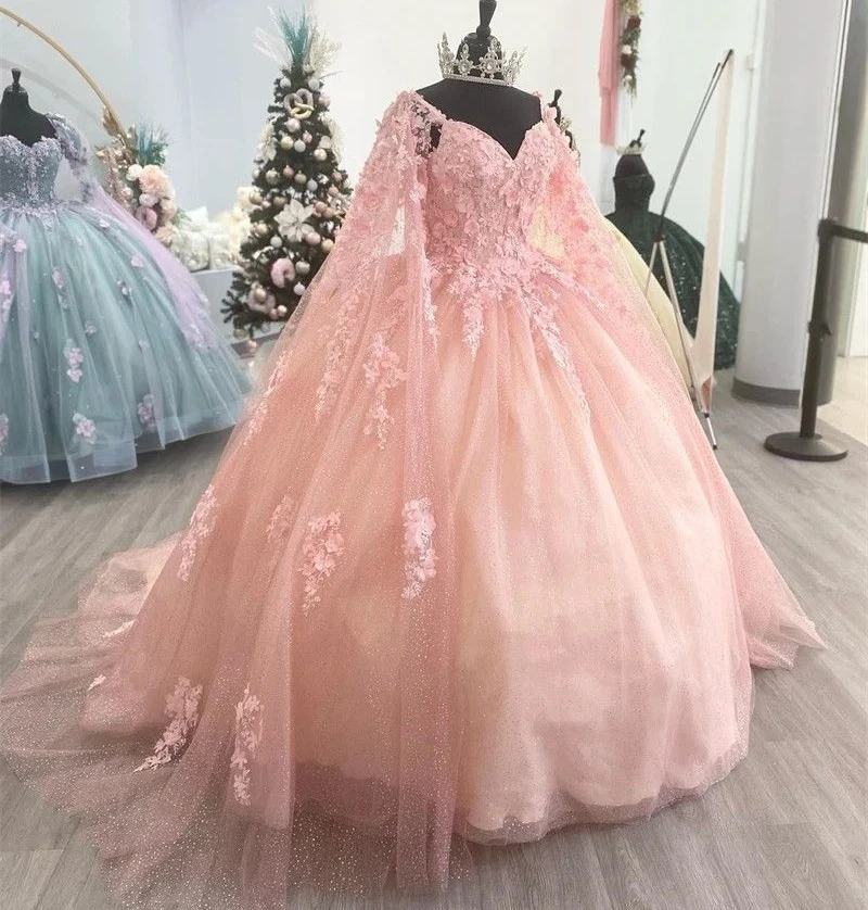 

Lorencia Pink Ball Gown Quinceanera Dresses 2023 With Cape Flowers Appliques Sequins Beaded Sweet 16 Vestidos De XV Anos YQD385