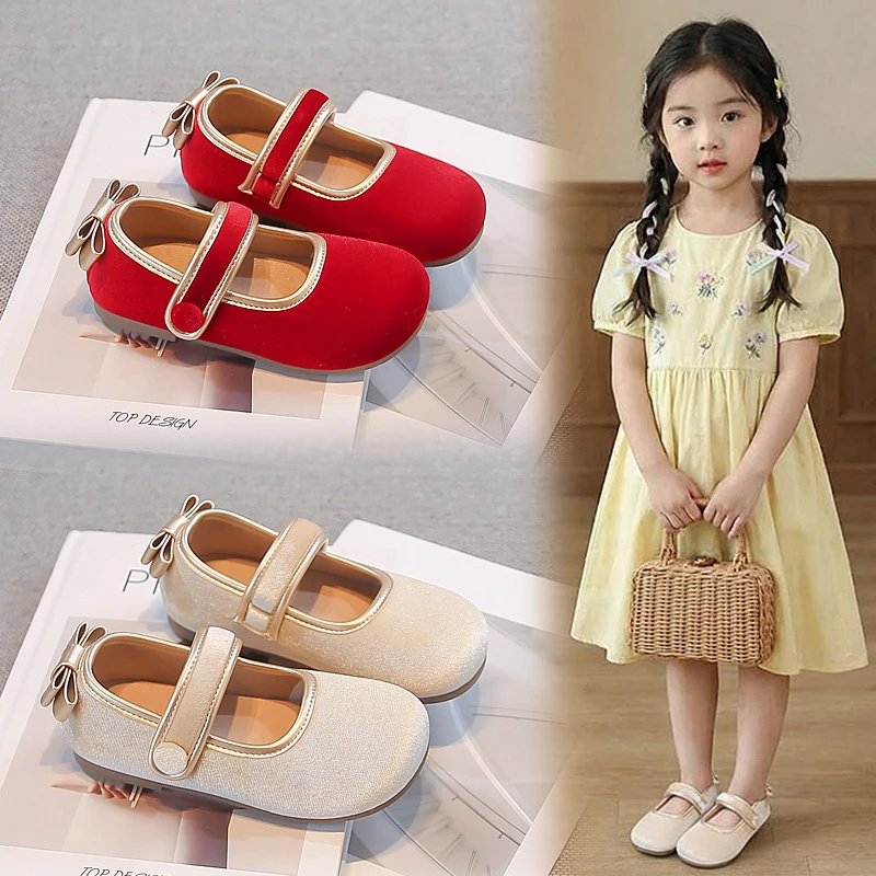 

Детские кожаные туфли для девочек с милыми бантиками на заднике, универсальные, для танцев и повседневной носки, новинка 2026 года, с круглым носком, милые