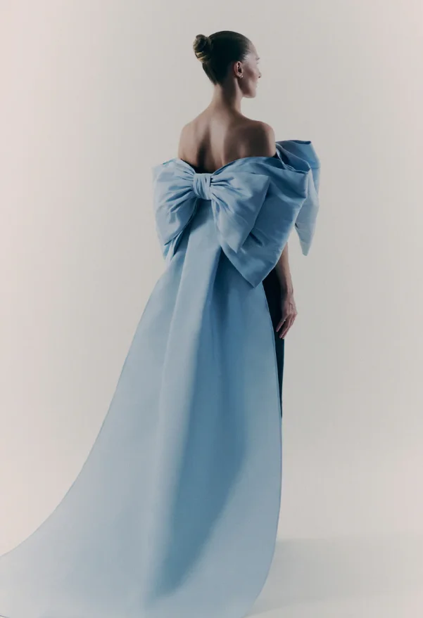 스카이 블루 블랙 오프숄더 이브닝 드레스 더블 보우 파이에 컬럼 가운 탈부착 가능한 케이프 포함 우아한 스트레이트 프롬 드레스