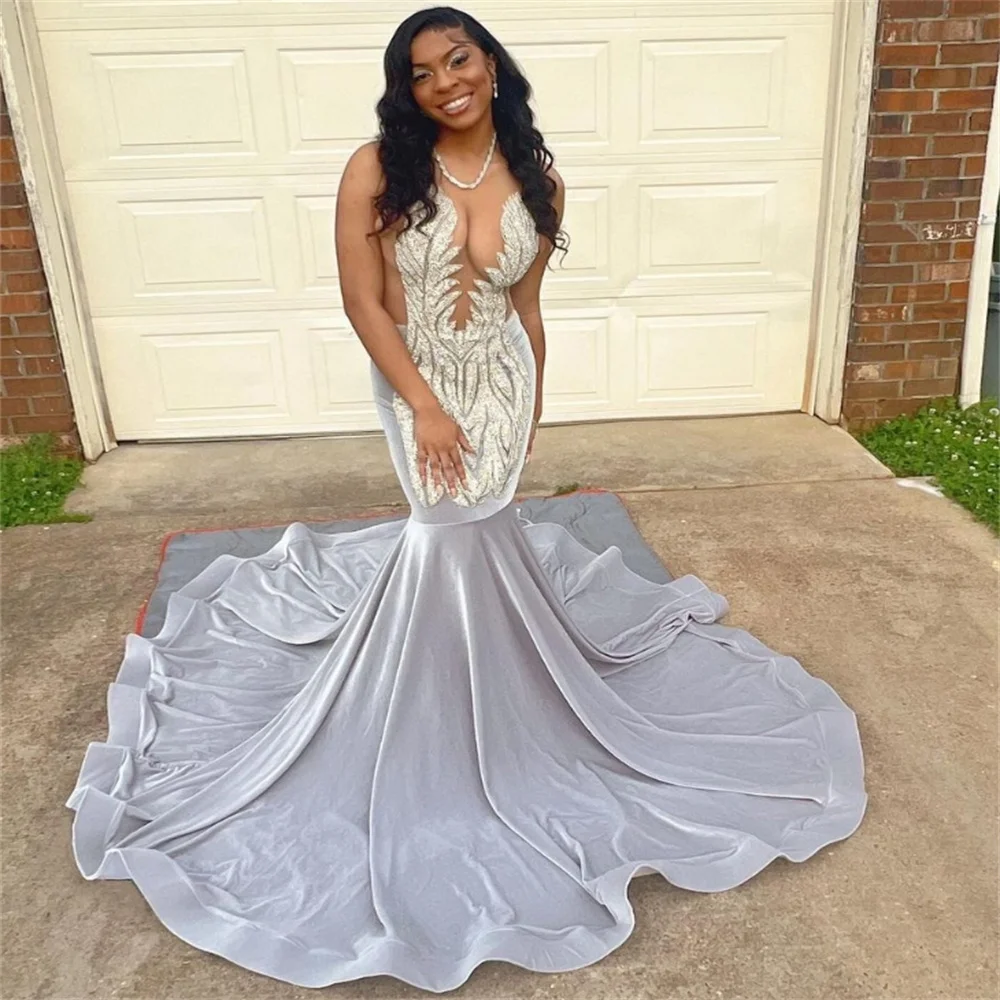 Amazing Black Girls Prom Dresses Silver Velvet Mermaid African Evening Gowns Illusion Formal Birthday Party Dress Customized