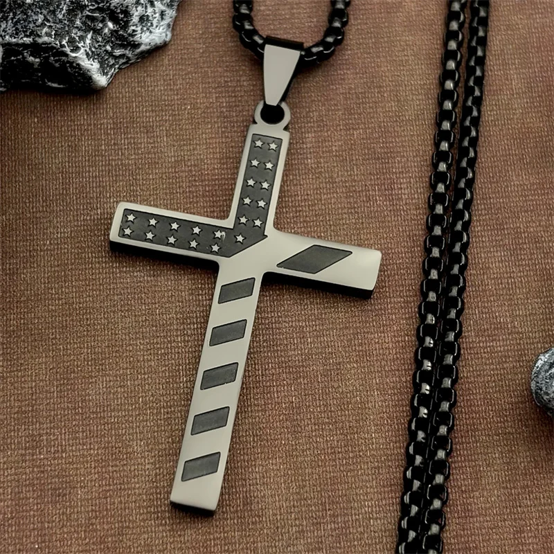 قلادة متقاطعة على شكل لافتة على شكل نجمة للنساء والرجال من الفولاذ المقاوم للصدأ باللون الذهبي مجوهرات يوم الاستقلال الأمريكي
