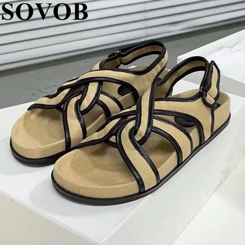 Sandalias huecas versátiles simples para mujer, Punta abierta, correa trasera de Color sólido, zapatos de viaje de vacaciones diarias, novedad de verano