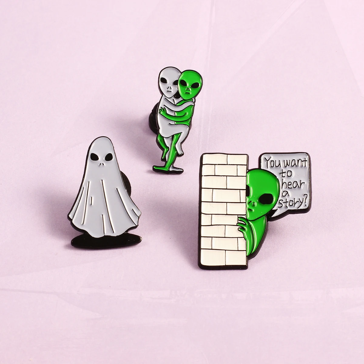 Basin Pick Spaceship Toilet Alien Space Cat Green Alien Metal Badge Punk Lapel Brooch Jewelry Creative Alien Enamel Pin Wreath