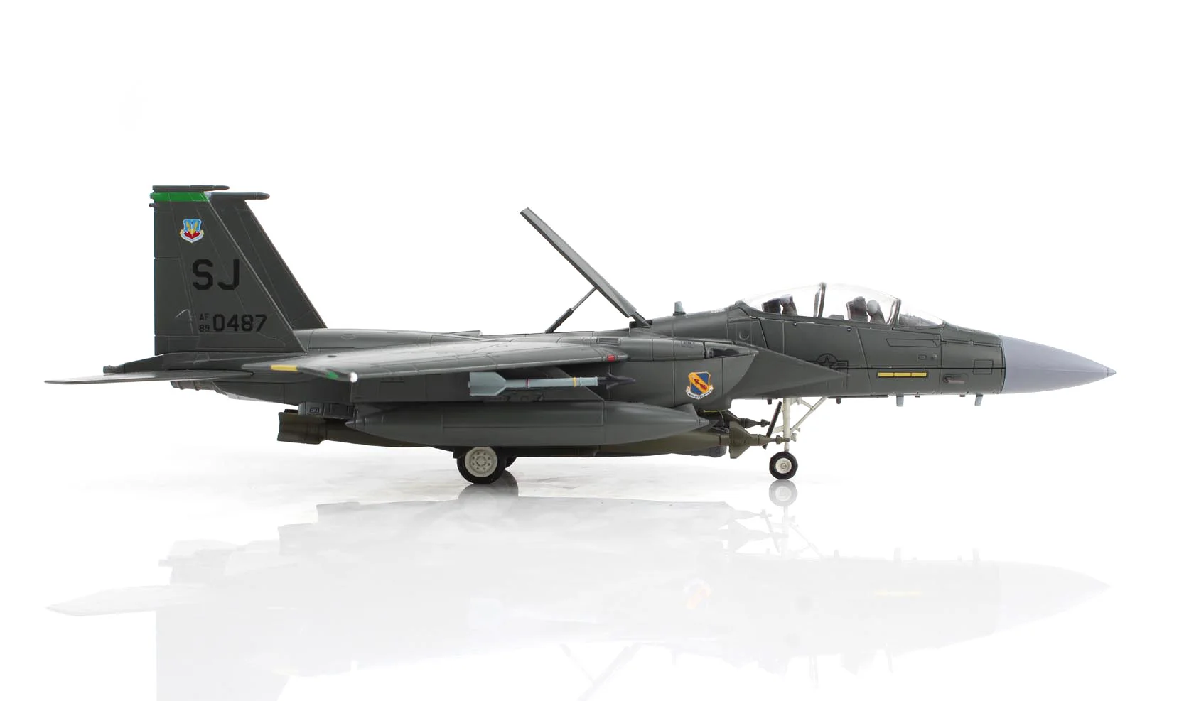 HA4536 1/72 US F-15E F15 fighter model Saudi Arabia, Jan 1991 Alloy finished product collection model