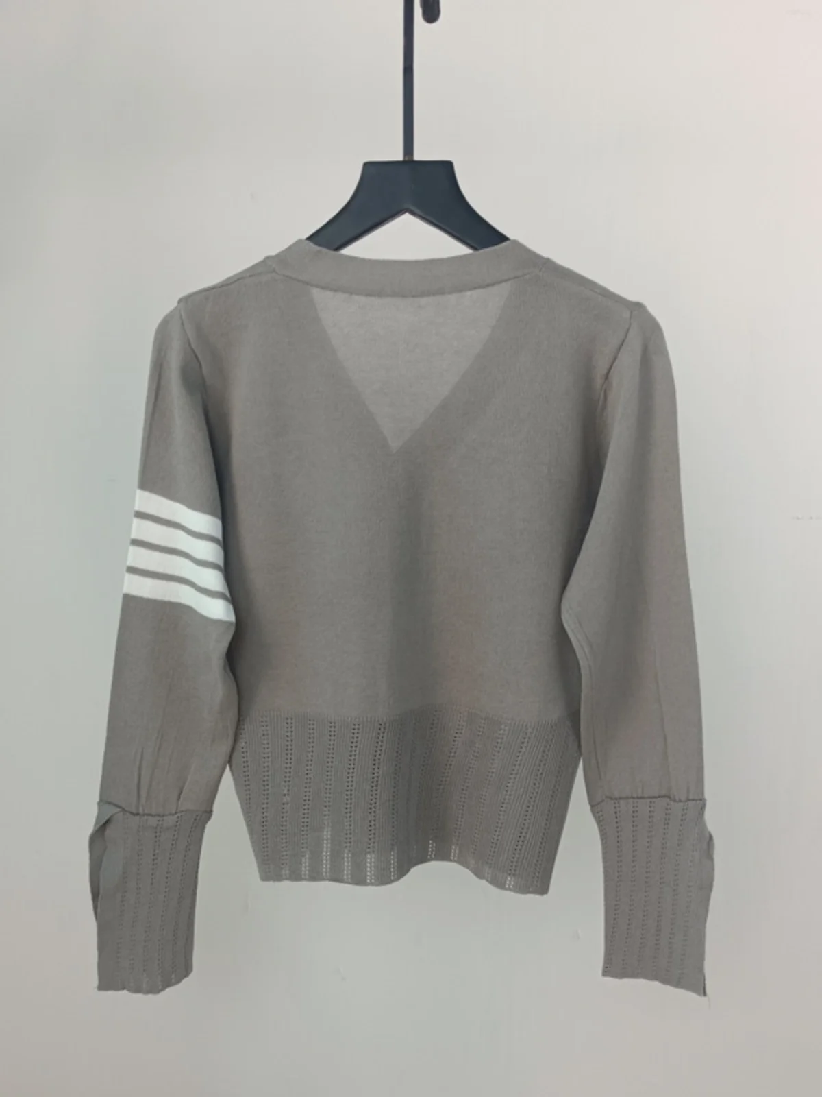 ort Ice Silk Knitted Cardigan Women's Thin Early Autumn Outerwear Sun Protection Long Sve Top College Sle Korean Versi...