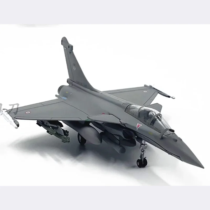 Diecast 1:100 Scale French Air Force Rafale C fighter Alloy Aircraft Finished Model Static Decoration Souvenir Gifts For Adult