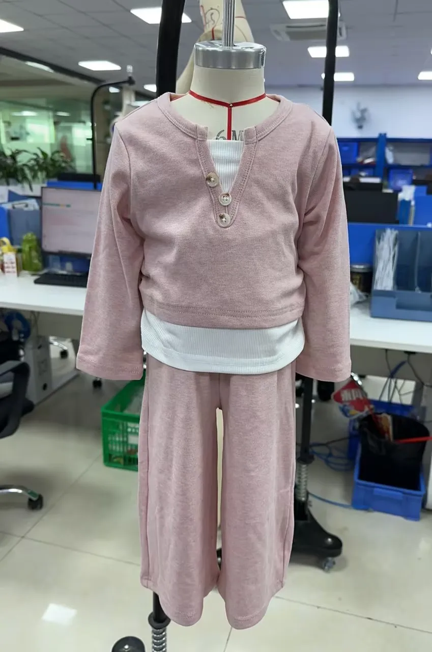 2027 Spring Toddler Baby Girl Outfits Contrast Fake Two-Piece Long Sleeve Tops and Wide Leg Pants 2 Piece Early Autumn Set