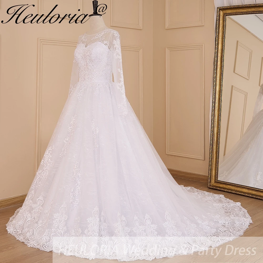 Robe de mariée en dentelle double couche, robe de Rhprincesse, manches longues, appliques en dentelle, train de balayage, patients de la mariée