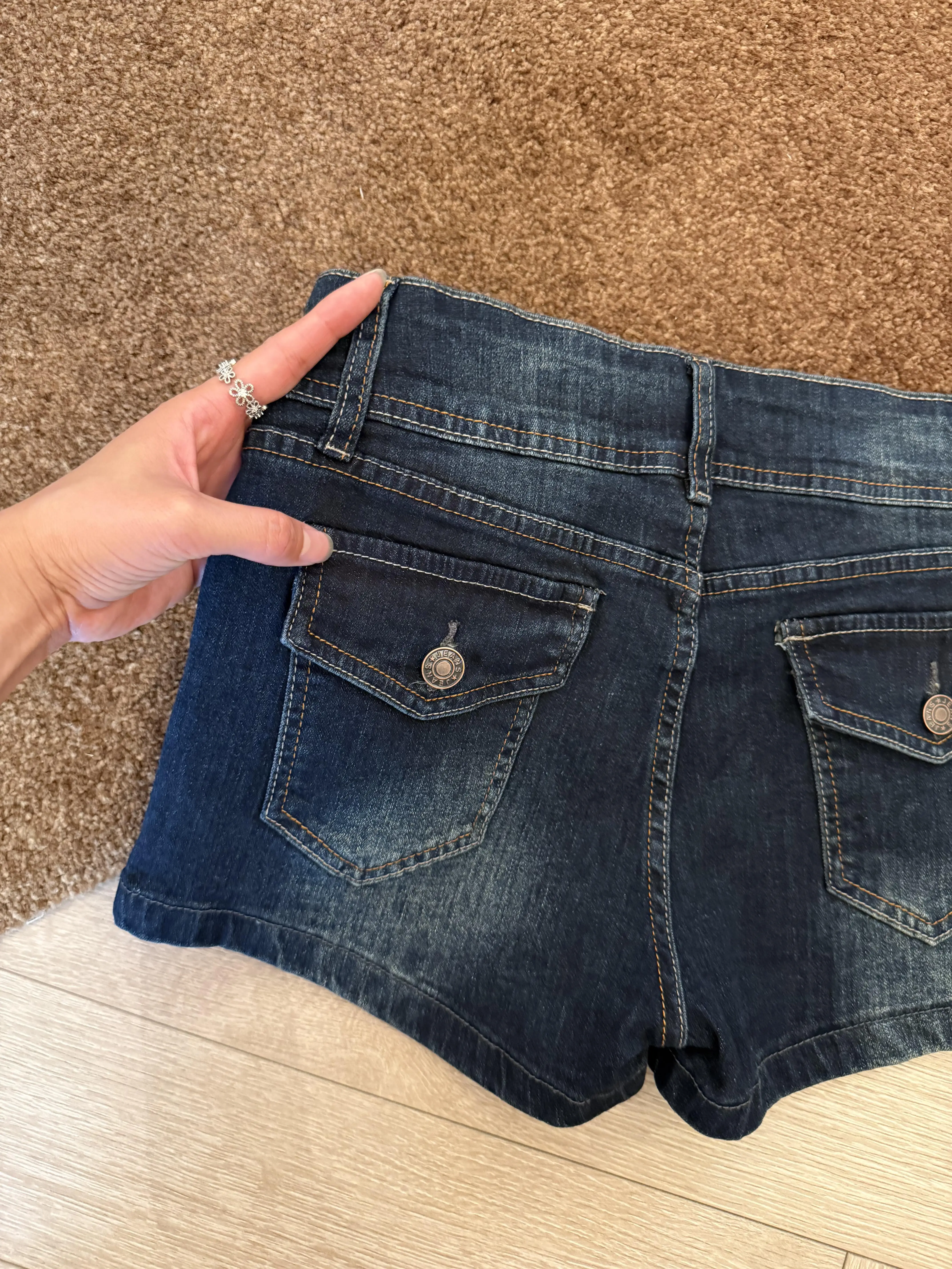 Low Waist Denim Shorts Women's Summer New Style Slimming Hip Enhancing Hot Pants Casual High Waist Straight Leg Zipper Closure