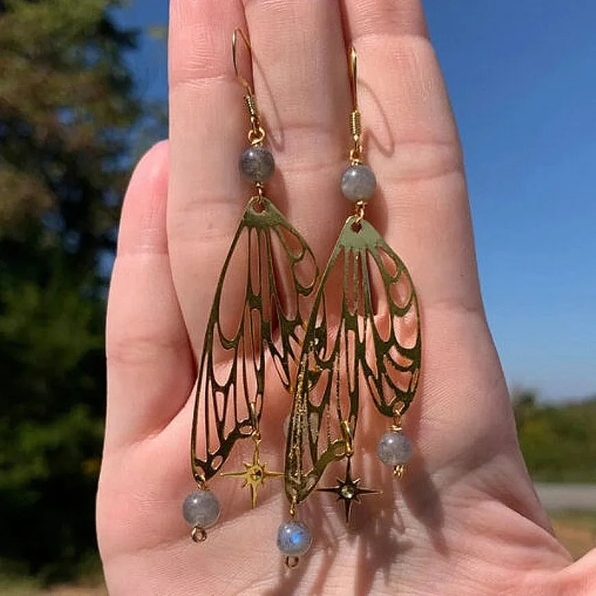 البوهيمي الذهب اللون فراشة أقراط للنساء الفتيات Vintage أجنحة العثة الجوف القمر الشمس خطافات الأذن ، الأرجواني الخرز مجوهرات هدايا