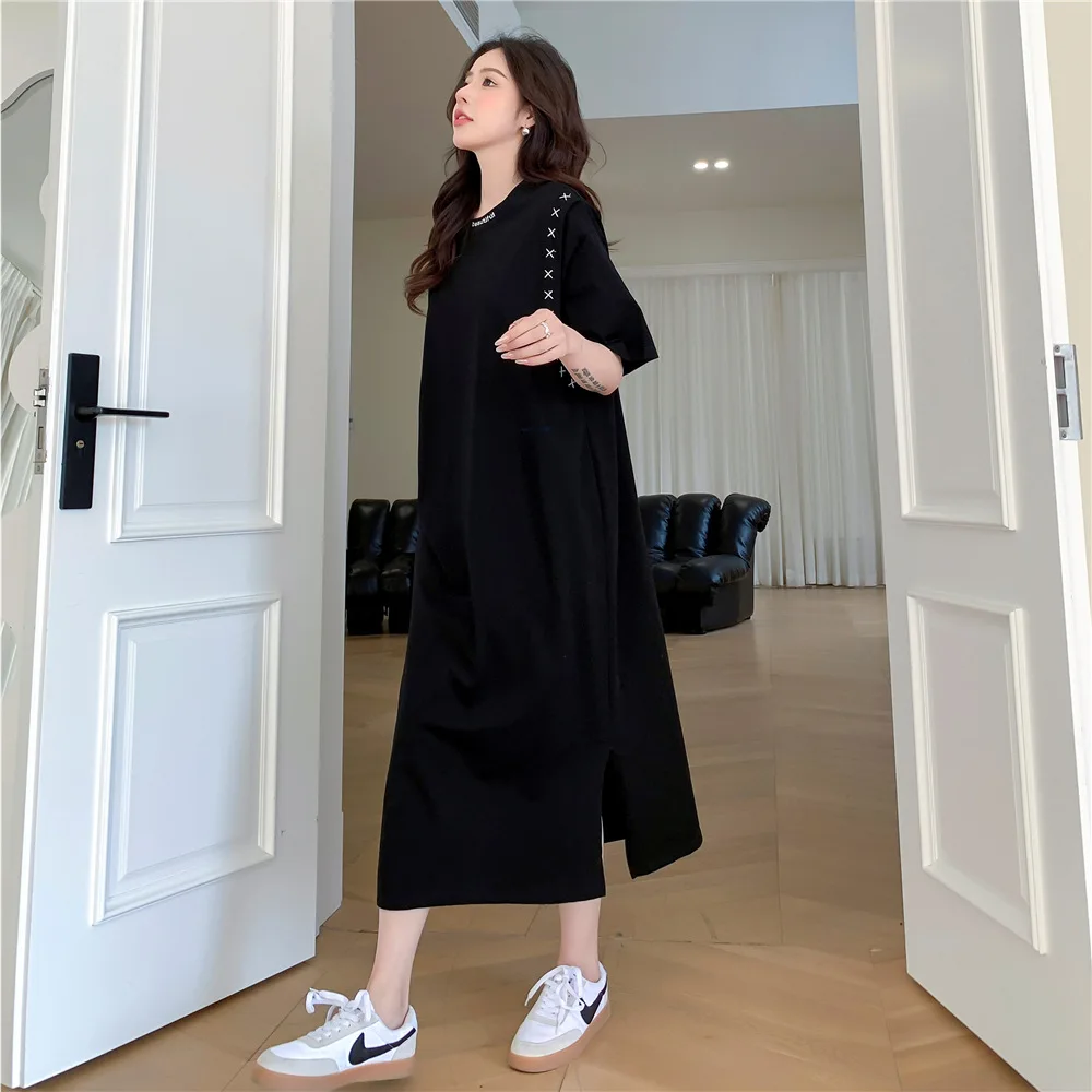 Luźna Elegancka Sukienka T-Shirt z Krótkim Rękawem i Haftem Damska Letnia Codzienna Rozcięcie Długa Spódnica Duży Rozmiar Koreański Okrągły Dekolt Wysoki Stan
