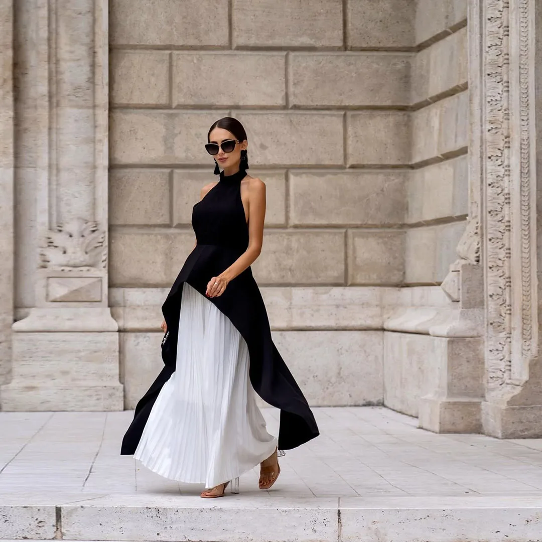 

Fashion White And Black Patchwork Elegant Dresses Women Sexy Halter Backless Evening Party Dress Pleats Long Formal Dress Custom
