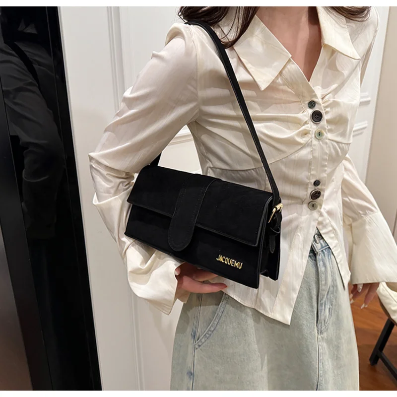 حقيبة كتف رياضية كاجوال للنساء للسفر اليومي مع مادة البولي يوريثان، تصميم مقاوم للماء، مقصورات متعددة، حزام قابل للتعديل