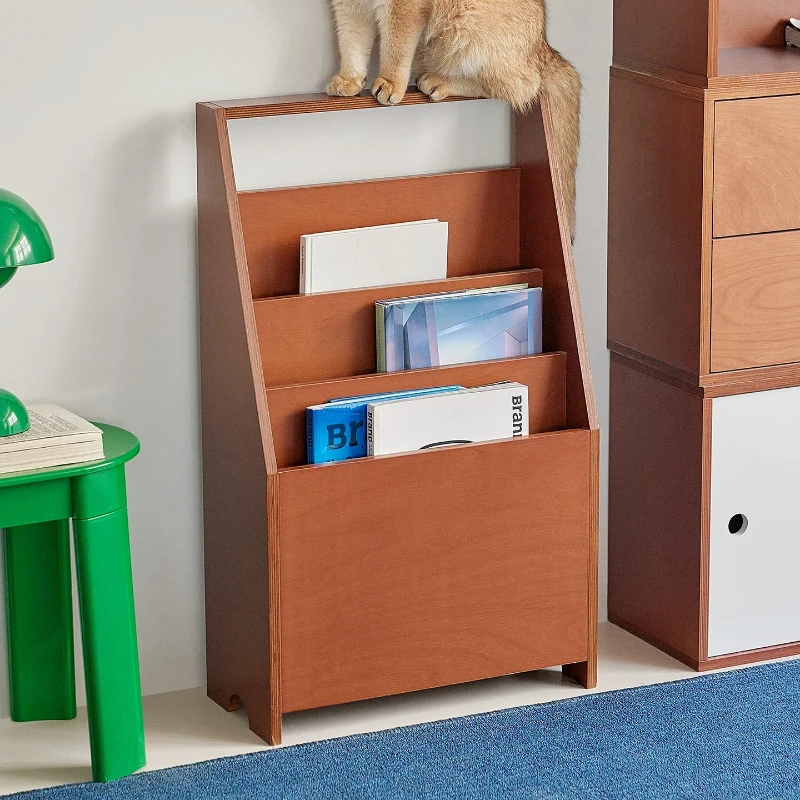 Solid wood magazine rack, retro coffee shop, small bookshelf, ocean board storage rack against the wall