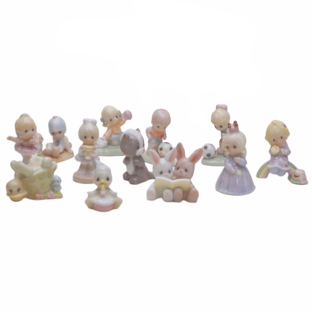 Precious Moments Cute Boy Girl and Animals Figurines Ceramic Ornament Home Desktop Decoration Children's Gift