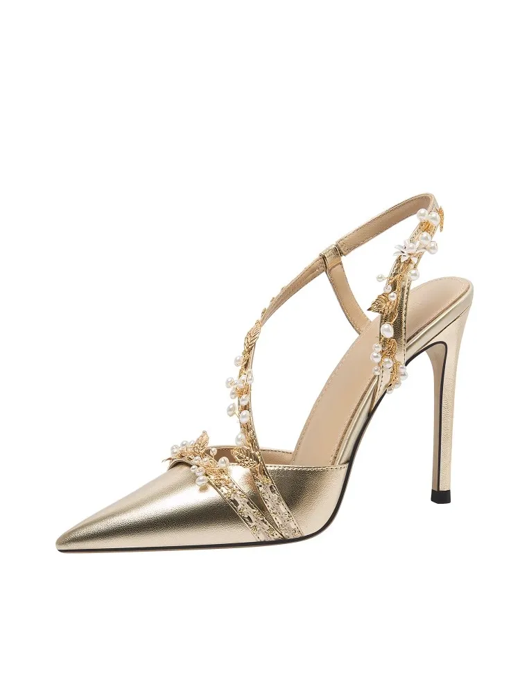 

Spring and summer new pointed leather pearl low-heeled shoes thin high-heeled banquet dress large size small size women's sandal
