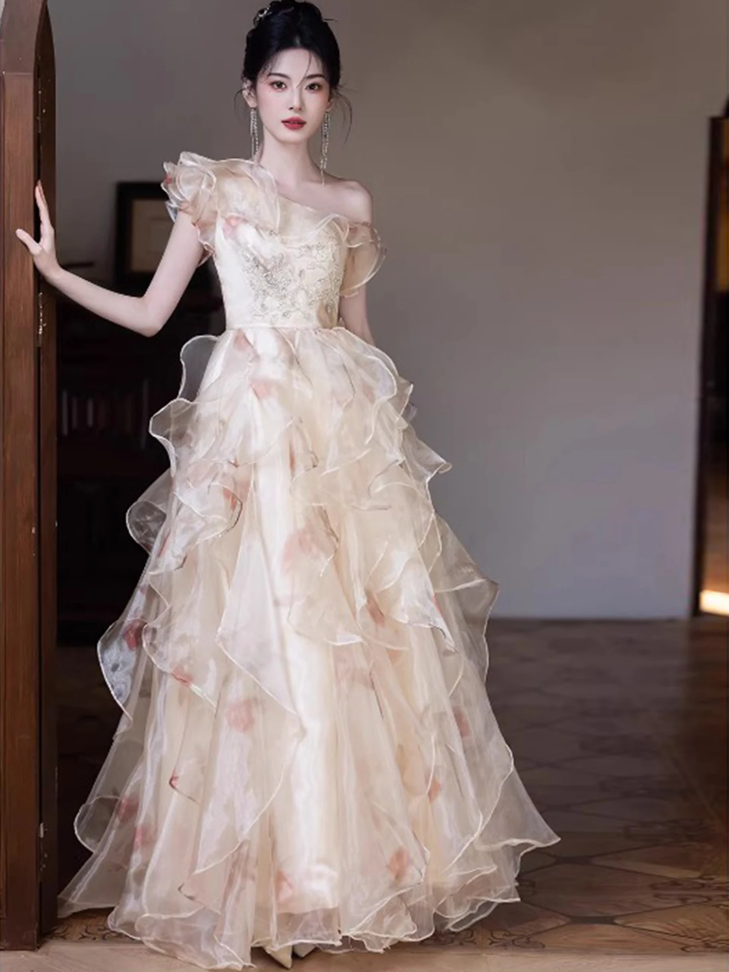 

Elegant Evening Gown Women's 2026 New High-end Luxury Hostess Adult Ceremony Art Exam Performance Bride-to-be Engagement Dress