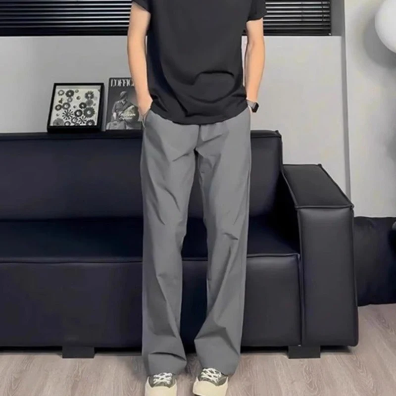 

Men's Black Elastic Waist Jogger Pants Casual Loose Fit Drawstring Trousers With Pockets