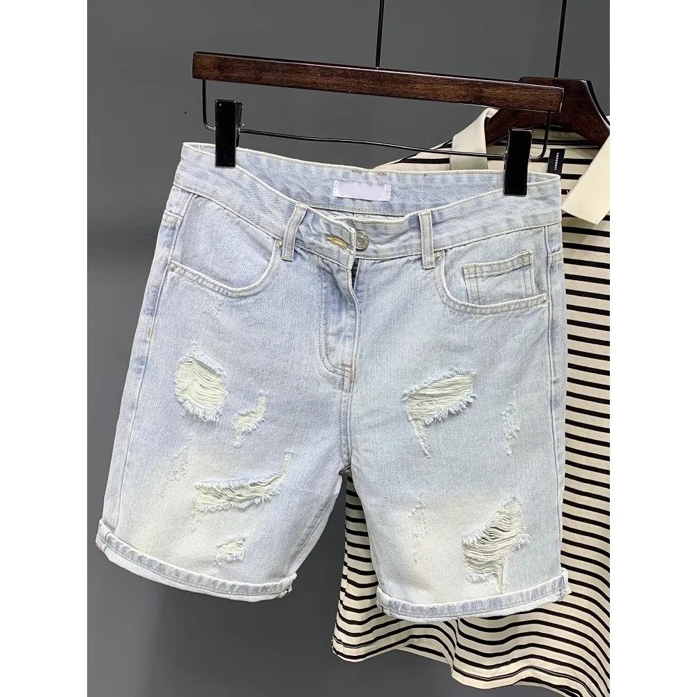 Men's Hole Distressed Denim Shorts For Summer Ripped Loose Five Points Mid-length Jeans Shorts view 3