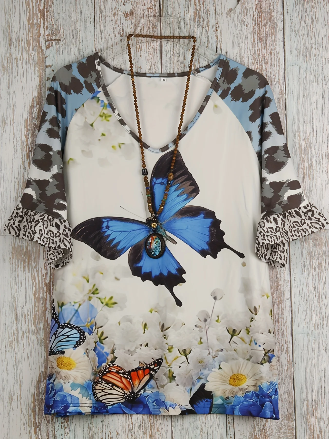 Plus Size Butterfly Print T-Shirt Casual V Neck Leopard Stitching Short Sleeve T-Shirt Women's Plus Size Clothing