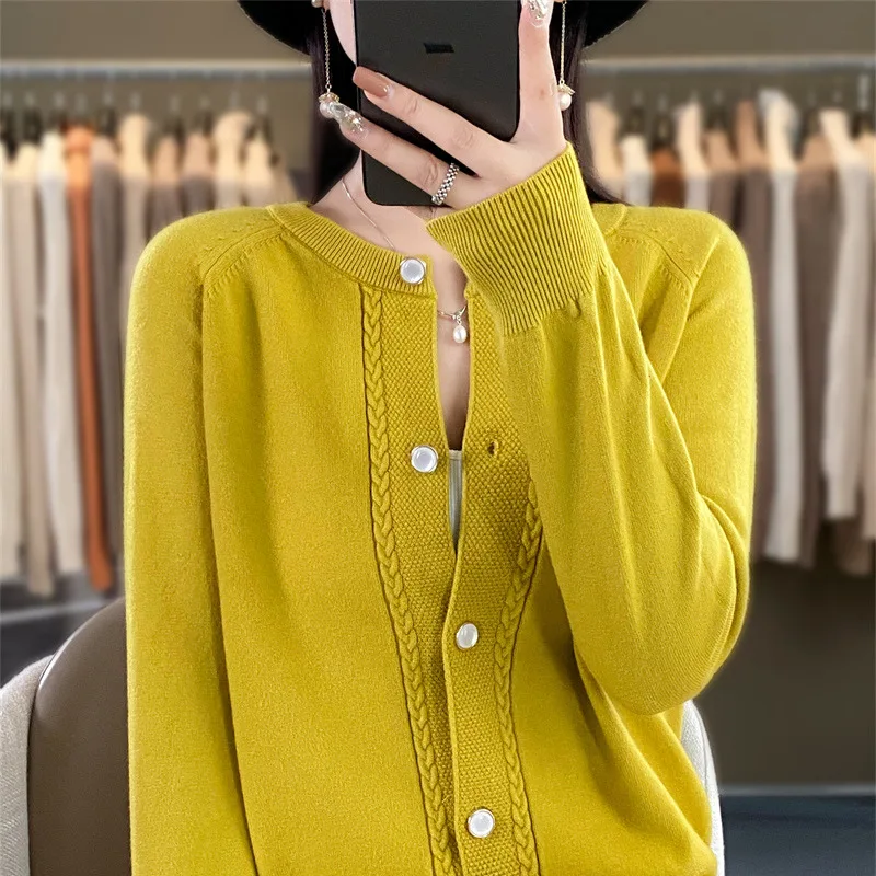 Women's high-quality cardigan, round neck sweater, autumn and winter knitted cashmere sweater, women's solid color long sleeved