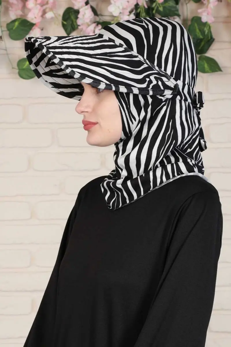 Pola Zebra Topi Combed