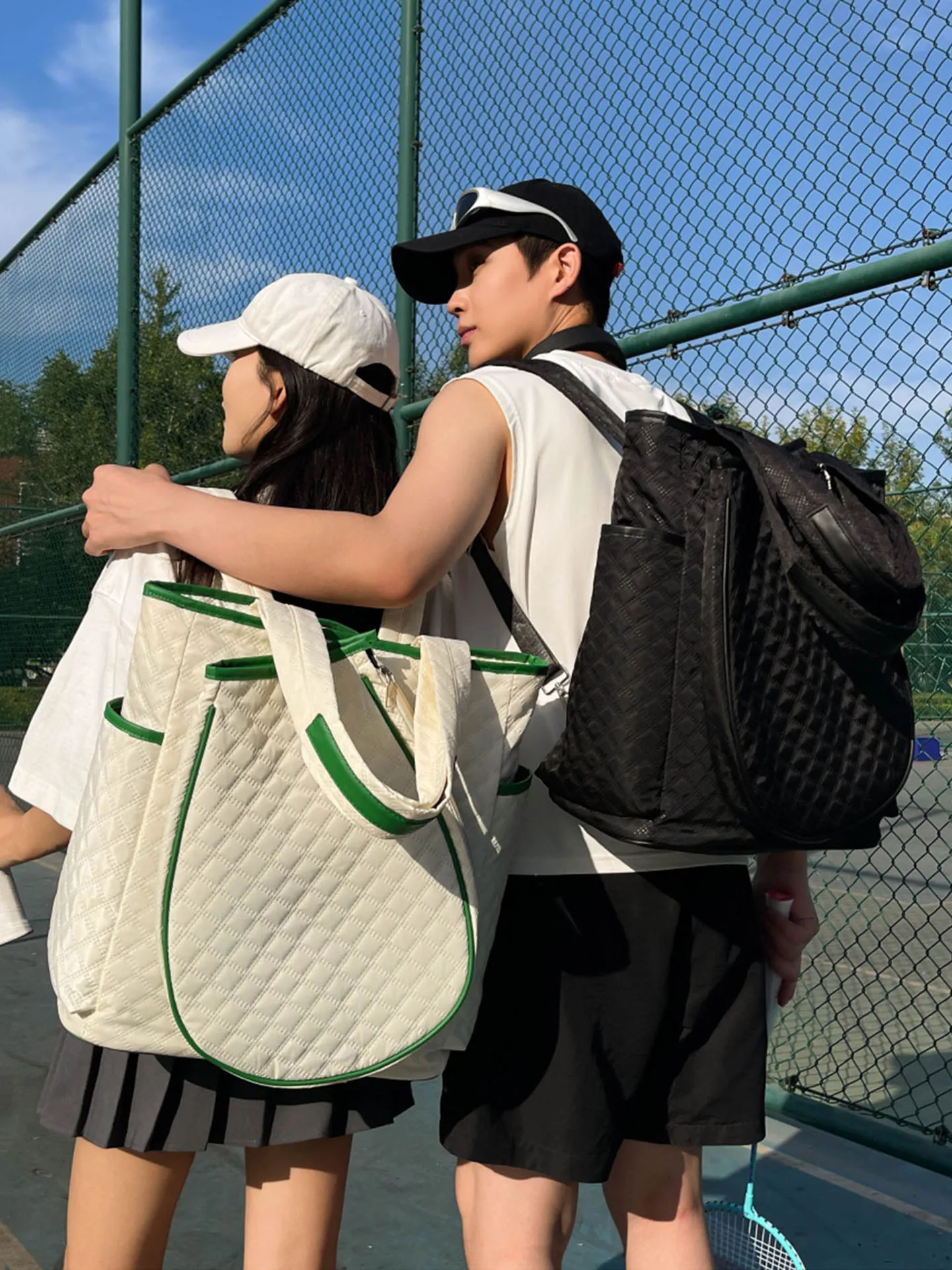 travel-badminton-bag-unisex-lightweight-shoulder-bag-luggage-carrier-handbag-short-trip-fashionable-oxford-cloth-foldable