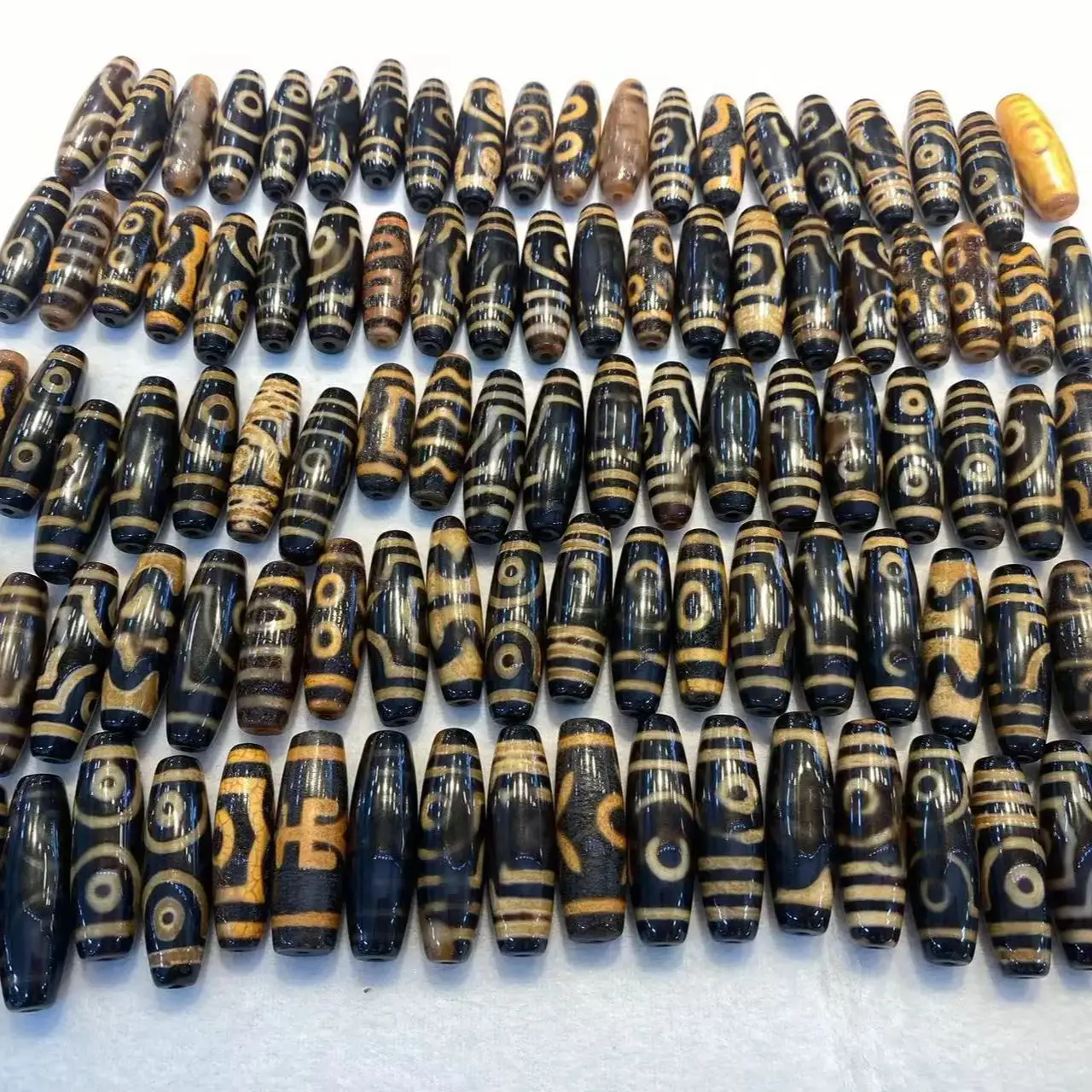 100pcs/lot Limited Time Discount Natural Old Agate Dzi Wholesale Weathering line Black gold Glossy finish Advanced craftsmanship