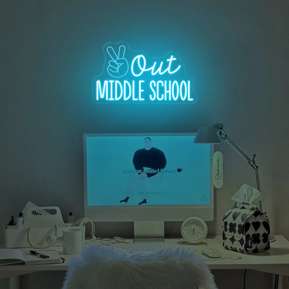 Peace Out Middle School Neon Sign, Middle School Graduate Neon Sign, Grad Party Decor, Wall Graduation Backdrop Decor,8th Grade